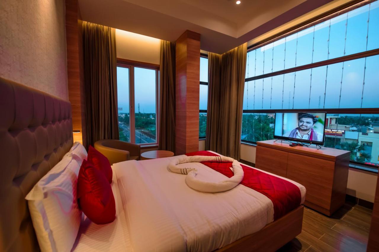 Hotel Annamalai Bahur Buitenkant foto