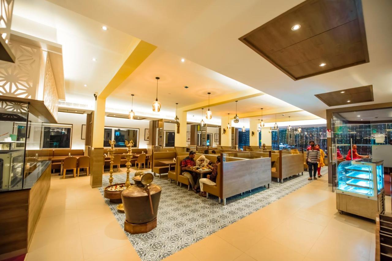 Hotel Annamalai Bahur Buitenkant foto
